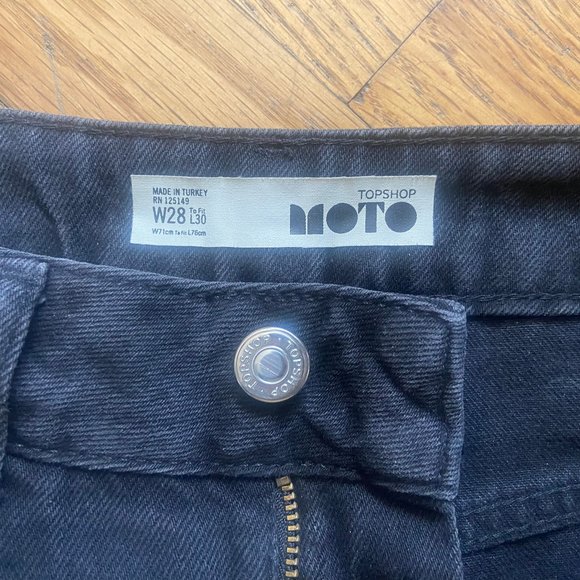 Topshop MOTO High-Waisted Wide-Leg Jeans - Picture 5 of 6